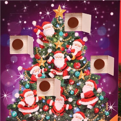 Адвент календарь с мини плитками из молочного шоколада "Санта на ёлке", 50 г