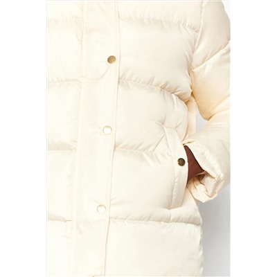 Водоотталкивающая куртка-пуховик оверсайз цвета экрю с капюшоном и золотыми кнопками TWOAW24MO00180