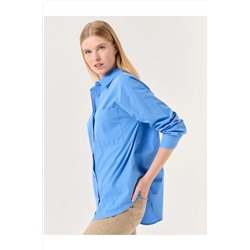 Темно-синяя тканая рубашка прямого кроя с длинными рукавами