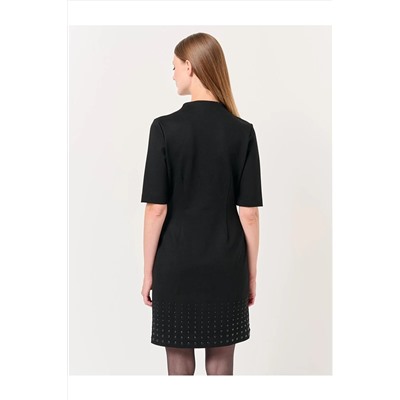 Черное мини-платье с круглым вырезом и рукавами до локтя