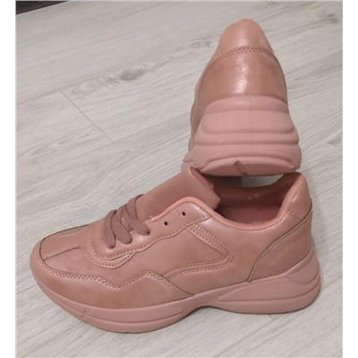 Розовые кроссовки &*