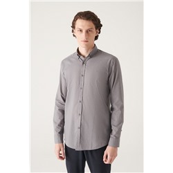 Рубашка стандартного кроя с длинным рукавом из 100% хлопка антрацитового цвета, тонкая, мягкая на ощупь, с воротником на пуговицах