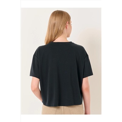 Черная удобная базовая футболка с коротким рукавом и круглым вырезом