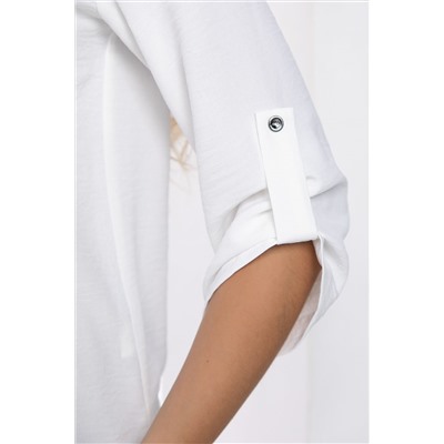 Белая блузка с патами на рукавах