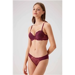 Женский комплект нижнего белья Plum 4561 Milan Push Up с кружевными подкладками и трусиками в приданое