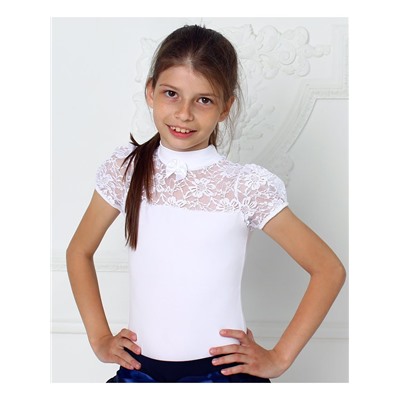 Белая школьная водолазка с коротким рукавом для девочки 59933-ДШ21