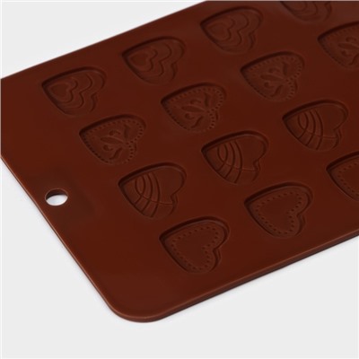 Форма для украшений Доляна «Сердечки», силикон, 21×11 см, 24 ячейки, цвет коричневый