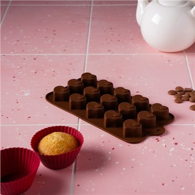 Форма для шоколада Доляна «Сердцеедка», силикон, 21,5×11×1,5 см, 15 ячеек, цвет коричневый