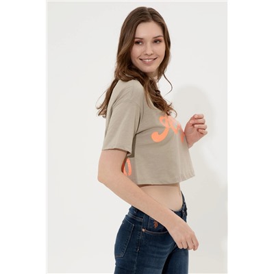Женская укороченная футболка цвета хаки с круглым вырезом Неожиданная скидка в корзине