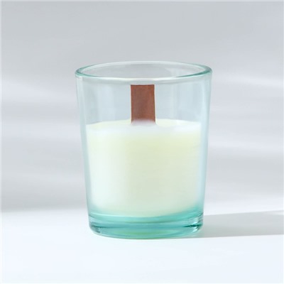 Ароматическая свеча с соевым воском «Нежность», аромат ваниль 6 х 5 х 5 см.