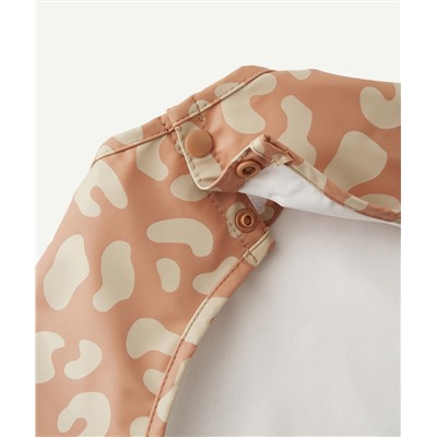 LIEWOOD
BAVOIR TABLIER IMPERMÉABLE ROSE À MOTIFS BÉBÉ