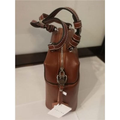 #Небольшая аккуратная сумочка из новой коллекции в стиле Селин. Реплика.