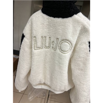 #Liujo