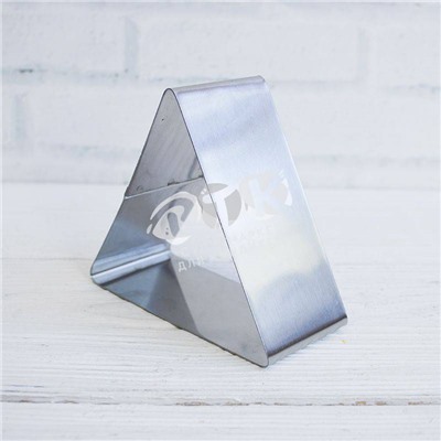 Высечка Треугольник с выталкивателем 10x4,5см 3шт  нерж. сталь.