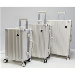 Набор из 3-х чемоданов, композит, алюминий, MIRONPAN  32401 Молочный