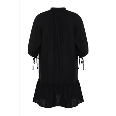 Черное пляжное платье с V-образным вырезом и воланами TBBSS24AH00100