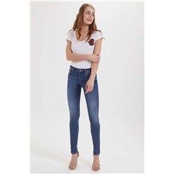 Женские джинсовые брюки скинни средней посадки Amy Mid Gots