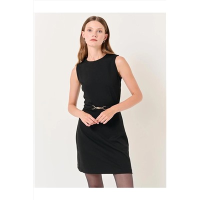 Черное стильное мини-платье без рукавов с круглым вырезом