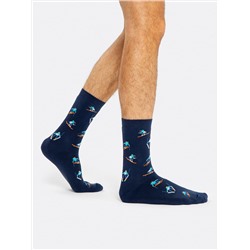 Махровые мужские носки темно-синего цвета с принтом в виде лыжников