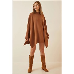 Женский светло-коричневый свитер-пончо оверсайз с боковыми разрезами YY00005