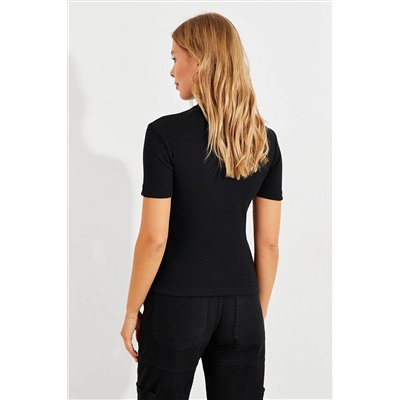 Женская черная блузка на пуговицах EY2560