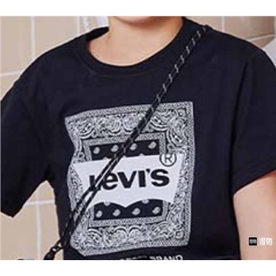 L*evi’s    👕  оригинал✔️ распродажа на   футболки для мальчиков по очень привлекательной цене! Остались подростковые размеры.