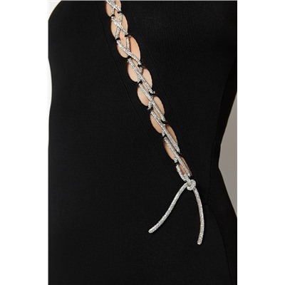 Черное приталенное трикотажное стильное вечернее платье с блестящим камнем TPRSS23EL00065
