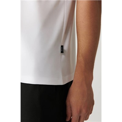 Мужская белая дышащая футболка стандартного кроя из 100% хлопка с круглым вырезом E001000