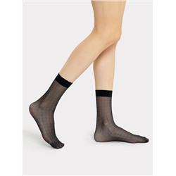 Высокие женские полиамидные носки черного цвета