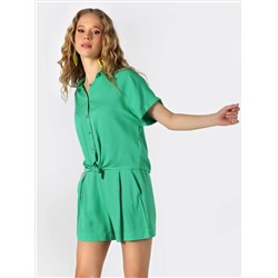 Зеленая женская рубашка с коротким рукавом стандартного кроя с рубашечным воротником