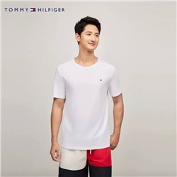 Мужская футболка Tommy Hilfige*r 👕  Изготовлена из остатков оригинальной ткани