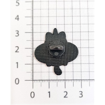 Металлический значок "Кошечка с рогом в пончике"