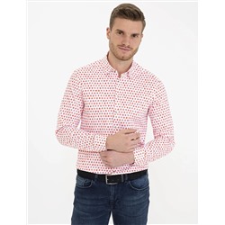 Розовая приталенная рубашка с длинным рукавом