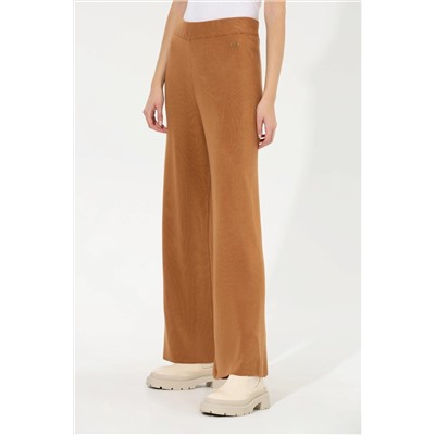 Женские брюки из меланжевого трикотажа цвета Camel Неожиданная скидка в корзине