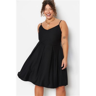 Черное тканое платье с V-образным вырезом TBBSS23AH00228