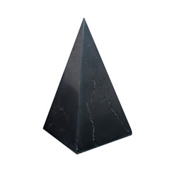 Пирамида из шунгита полированная высокая, размер основания 30-35мм