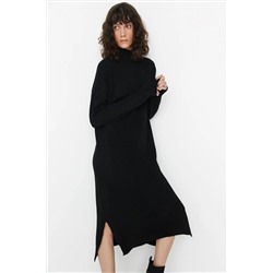 Черное широкое трикотажное платье миди с мягкой текстурой и высоким воротником TWOAW23EL0005