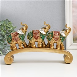 Сувенир полистоун "Три слона на дуге - попона с красно-зелёная" 24х5х15 см