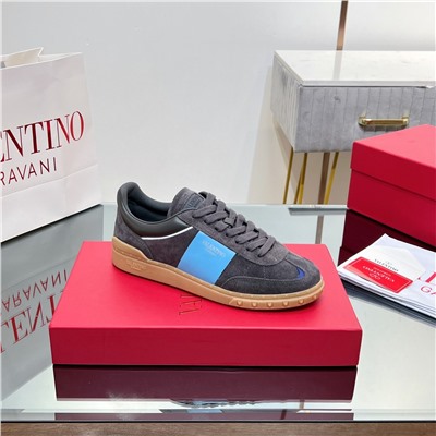 кеды Valentino