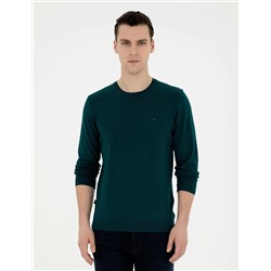 Зеленый базовый свитер приталенного кроя