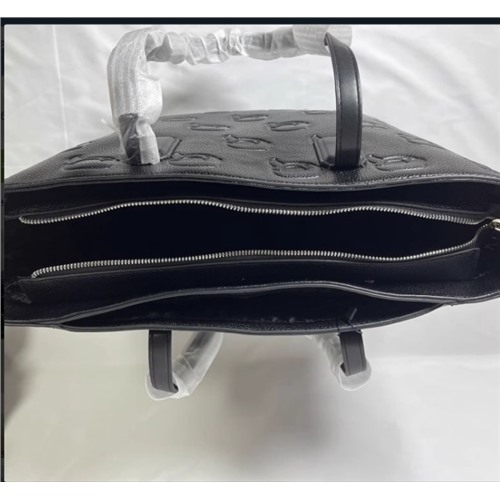Однотонная сумка-шопер с тиснением на одно плечо в стиле в стиле Kar*l Lagerfel*d Материал: ПУ Размер: 45*