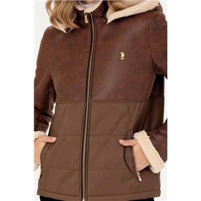 Женская светло-коричневая кожаная куртка Неожиданная скидка в корзине