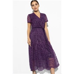 Кружевное фиолетовое платье с поясом