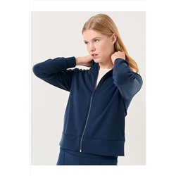 Темно-синяя вязаная куртка с высоким воротником и длинными рукавами 23WC010001