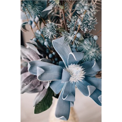 Цветок из фоамирана "Барбарис голубой"