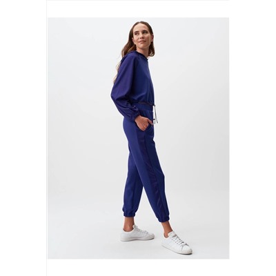 Кобальтовые брюки-джоггеры с нормальной талией и эластичными карманами на штанинах