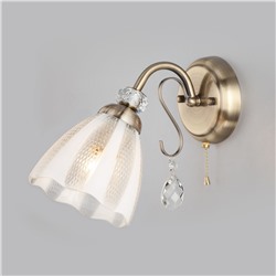 Настенный светильник со стеклянным плафоном
                     Eurosvet  30155/1 античная бронза