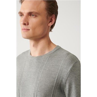 Серый вязаный свитер с круглым вырезом, хлопковая текстура, стандартный крой