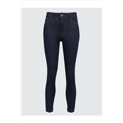Темно-синие узкие джинсовые брюки с высокой талией