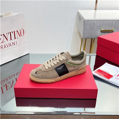 кеды Valentino